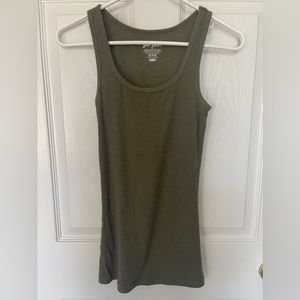 Bella Swan olive tank NM